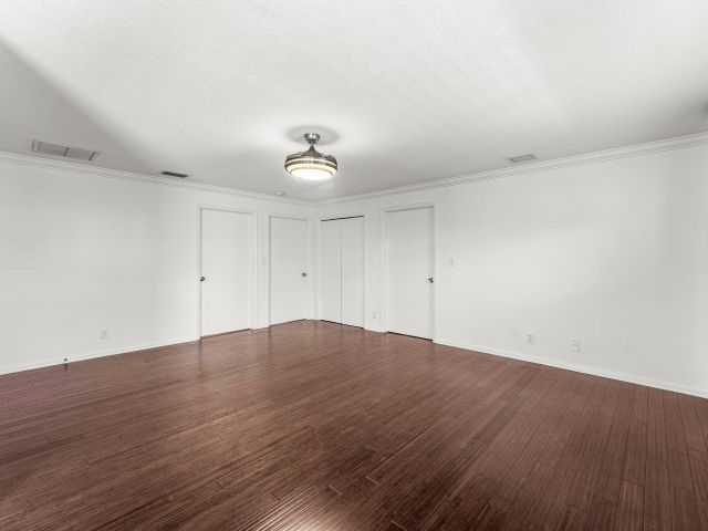 Продажа дома по адресу 368 Plymouth Road - фото 6926418