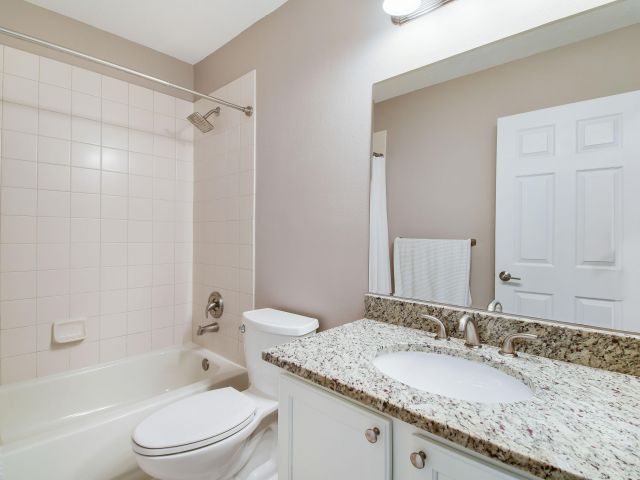 Дом в аренду по адресу 6125 Eaton Street - фото 6926432