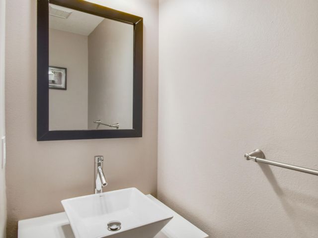 Дом в аренду по адресу 6125 Eaton Street - фото 6926436