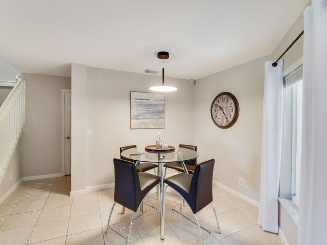 Дом в аренду по адресу 6125 Eaton Street - фото 6926438