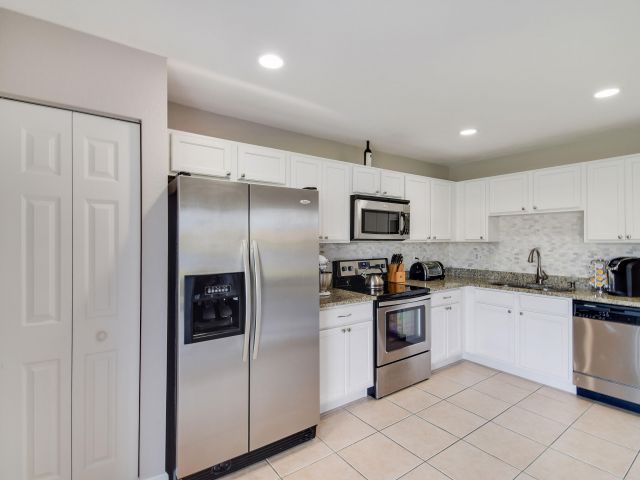 Дом в аренду по адресу 6125 Eaton Street - фото 6926445