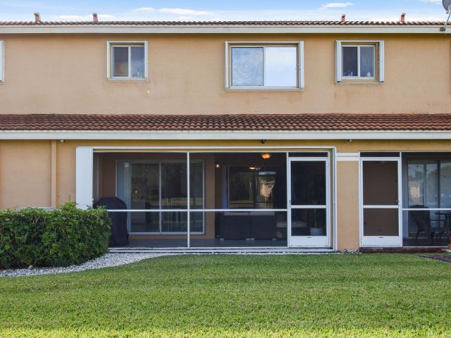 Дом в аренду по адресу 6125 Eaton Street - фото 6926447