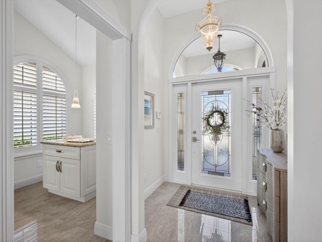 Продажа дома по адресу 2294 Saratoga Bay Drive - фото 6927734