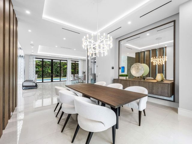 Продажа дома по адресу 2391 Areca Palm Road - фото 6925539