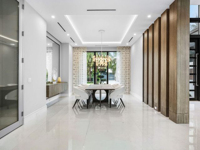 Продажа дома по адресу 2391 Areca Palm Road - фото 6925540