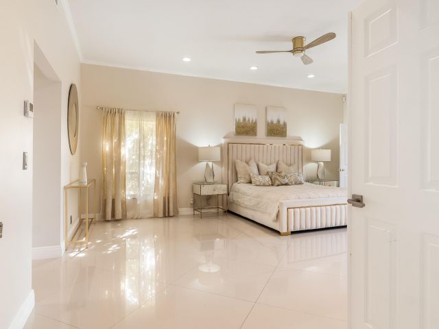 Продажа дома по адресу 10571 Boca Woods Lane - фото 6927748