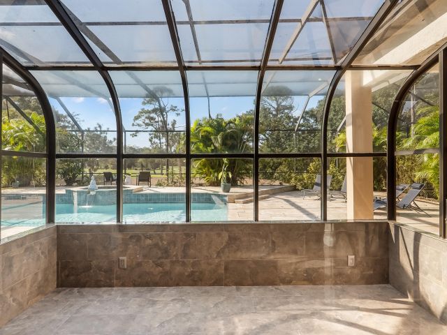 Продажа дома по адресу 10571 Boca Woods Lane - фото 6927751