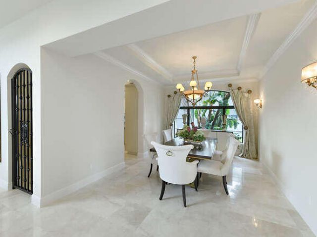 Дом в аренду по адресу 6950 NW 26th Way - фото 6926516