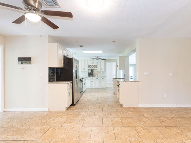 Дом в аренду по адресу 169 Armadillo Way - фото 6928030