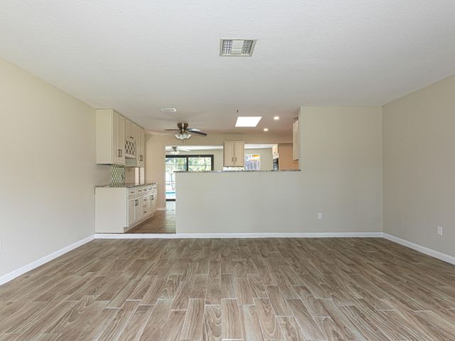 Дом в аренду по адресу 169 Armadillo Way - фото 6928032