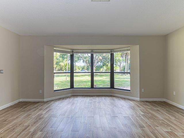 Дом в аренду по адресу 169 Armadillo Way - фото 6928033