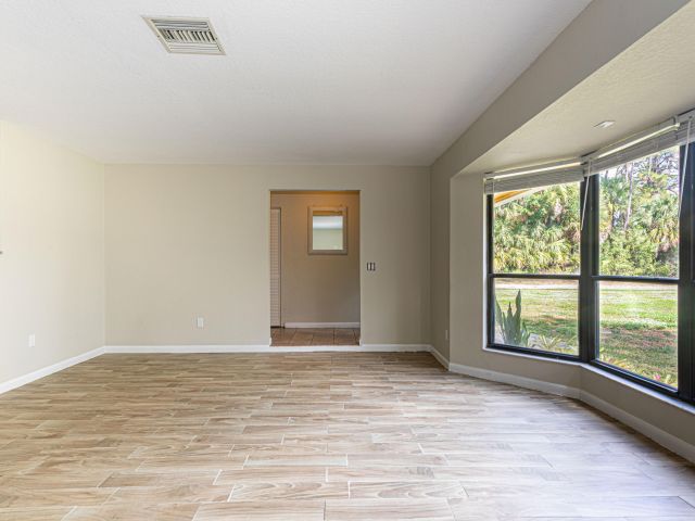 Дом в аренду по адресу 169 Armadillo Way - фото 6928034