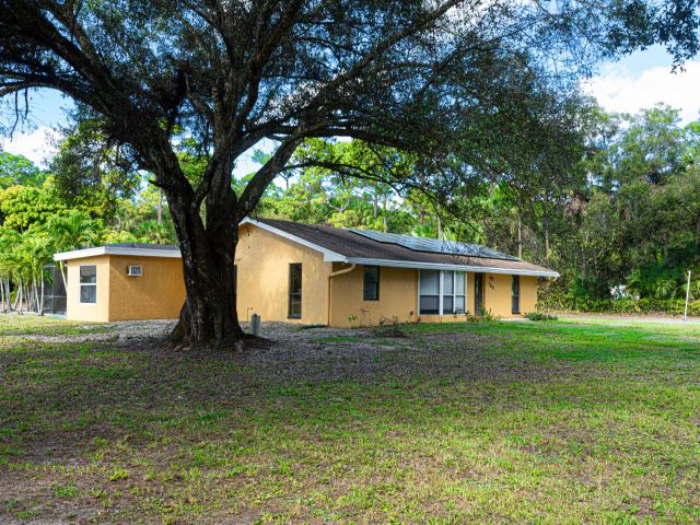 Дом в аренду по адресу 169 Armadillo Way - фото 6928038