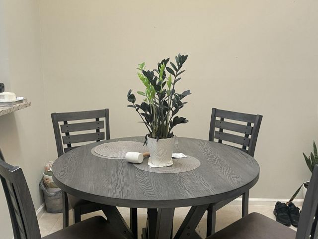 Дом в аренду по адресу 3757 Blue Ridge Road - фото 6928452