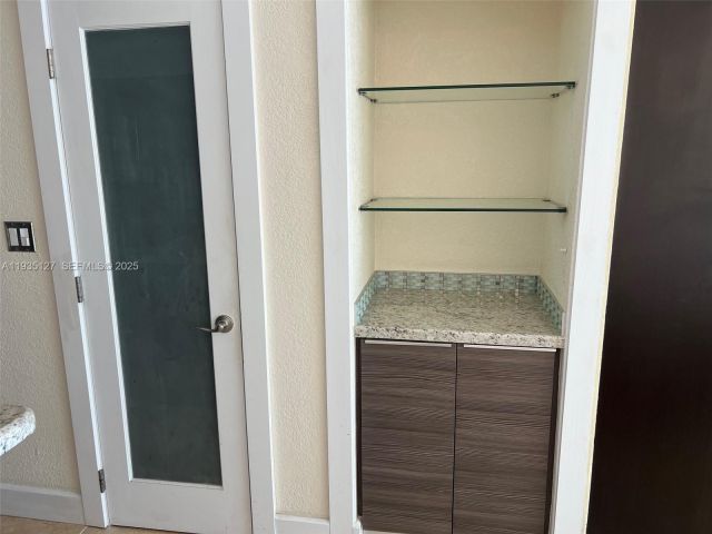 Квартира в аренду номер1112 - фото 7436242