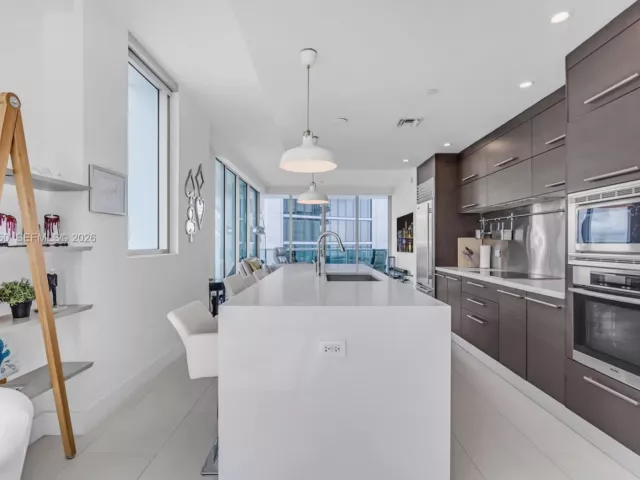 Продажа квартиры #2312 - фото 6928076