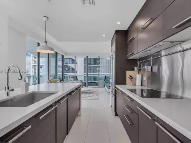 Продажа квартиры #2312 - фото 6928079