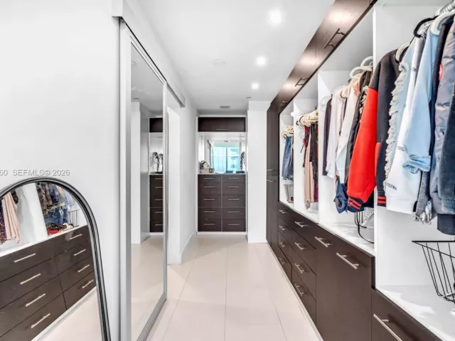 Продажа квартиры #2312 - фото 6928064