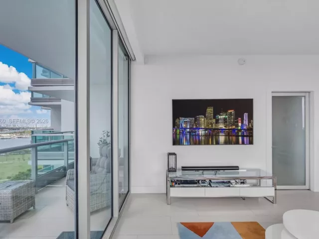 Продажа квартиры #2312 - фото 6928069