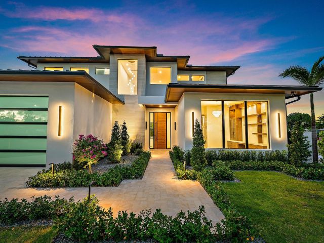 Продажа дома по адресу 247 Seville Road - фото 6932695