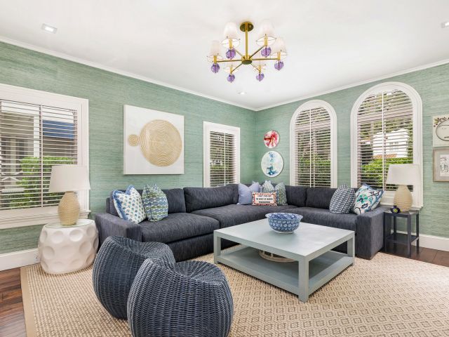 Продажа дома по адресу 256 Cordova Road - фото 6928696