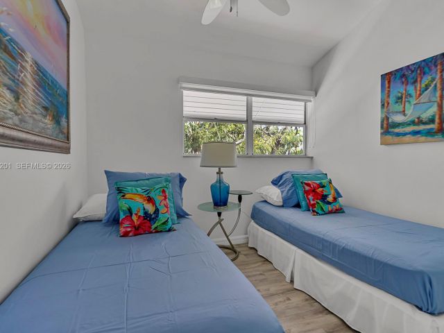 Продажа дома по адресу 798 Crandon Blvd 16-C - фото 6931524