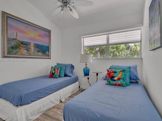 Продажа дома по адресу 798 Crandon Blvd 16-C - фото 6931525