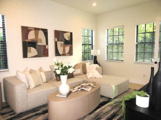 Продажа дома по адресу 250 Plymouth Road - фото 6932170