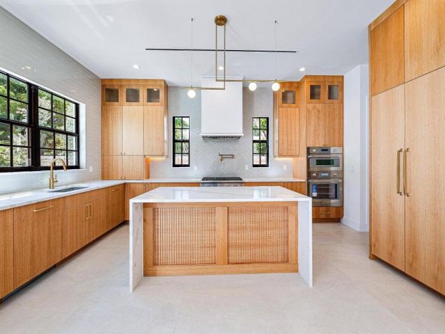 Продажа дома по адресу 250 Plymouth Road - фото 6932172