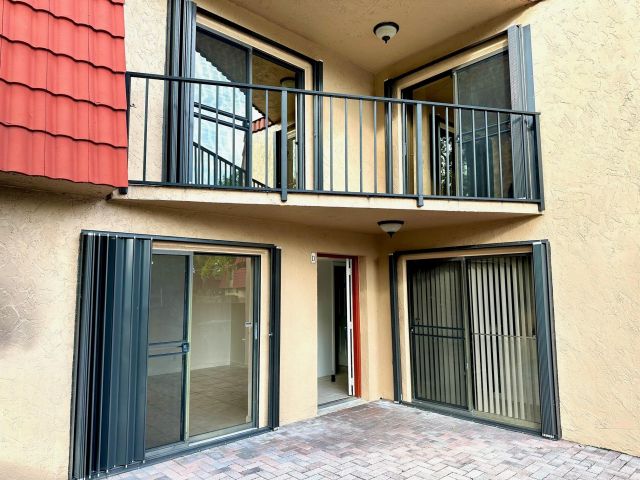 Дом в аренду по адресу 8081 Severn Drive D - фото 6929378