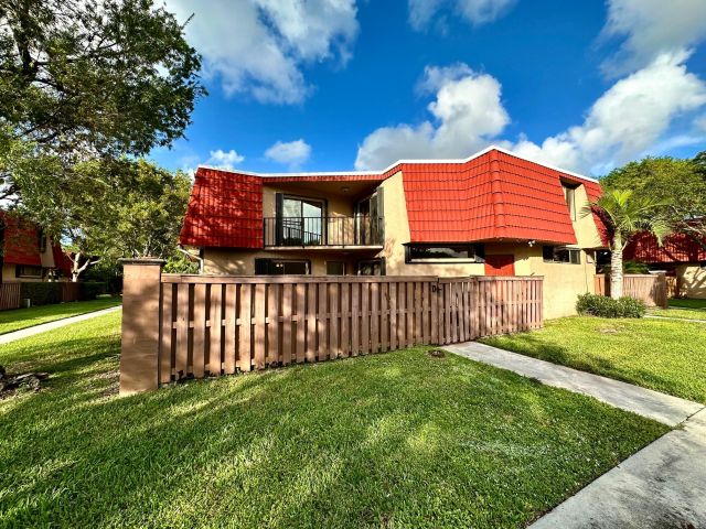 Дом в аренду по адресу 8081 Severn Drive D - фото 6929390