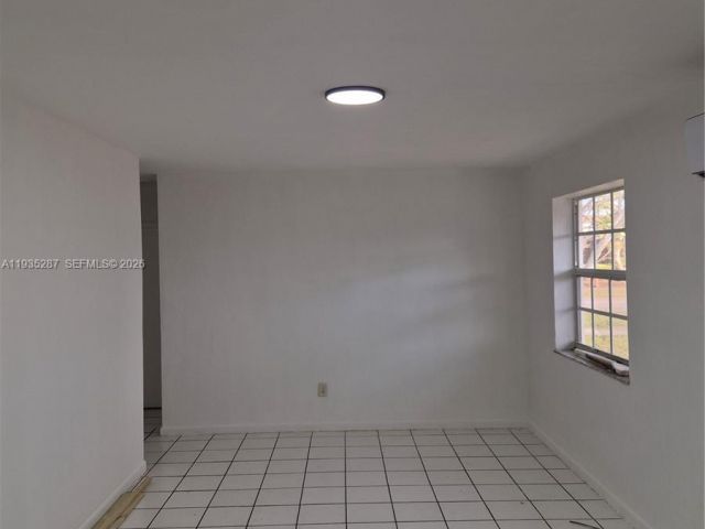 Продажа дома по адресу 9201 SW 43rd Ter - фото 7438399