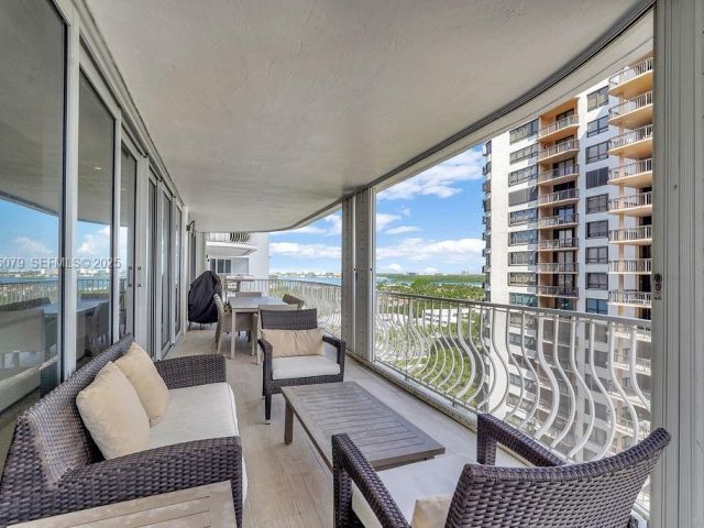 Продажа квартиры #1106 - фото 7385792