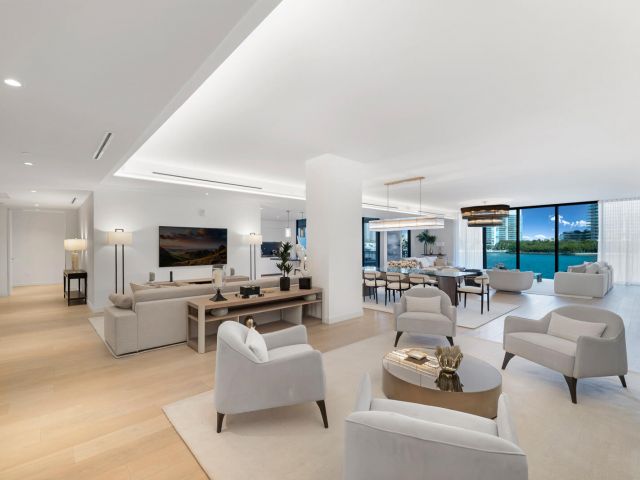 Продажа квартиры #6823 - фото 6931410