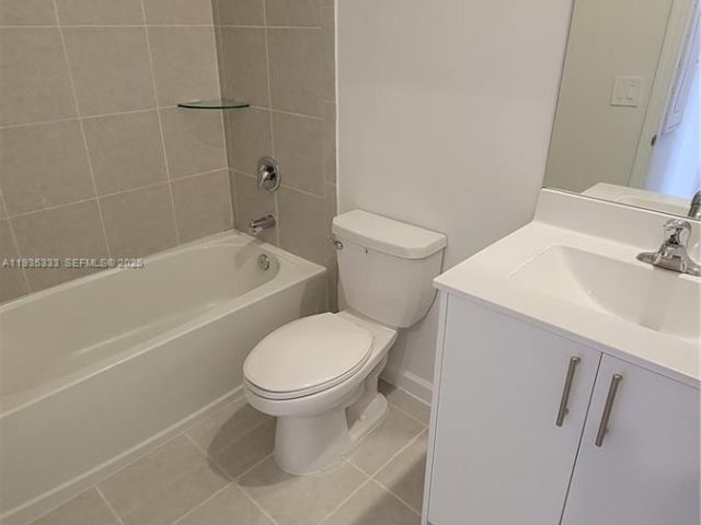 Дом в аренду по адресу 26430 SW 148th Ct 26430 - фото 7462134