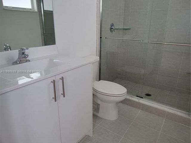 Дом в аренду по адресу 26430 SW 148th Ct 26430 - фото 7462138