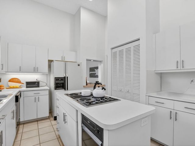 Продажа дома по адресу 23045 Via Stel - фото 6933455