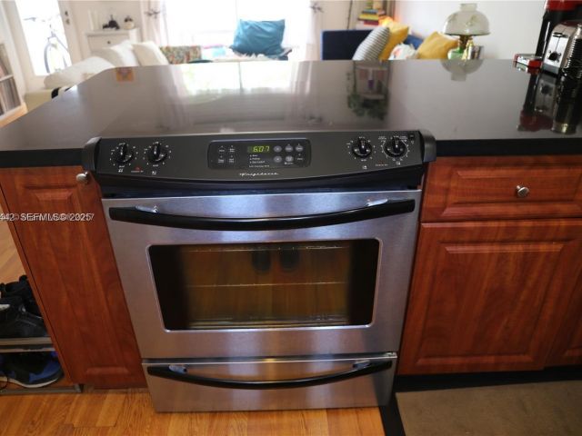 Продажа дома по адресу 798 Crandon Blvd 13-C - фото 6930011