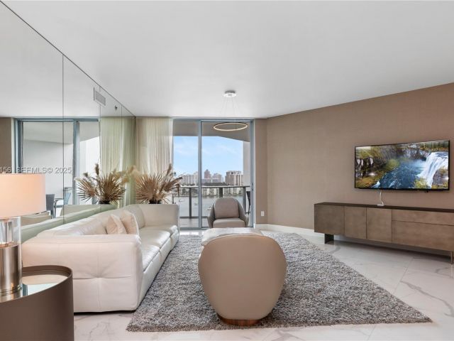 Продажа квартиры #908 - фото 6930799