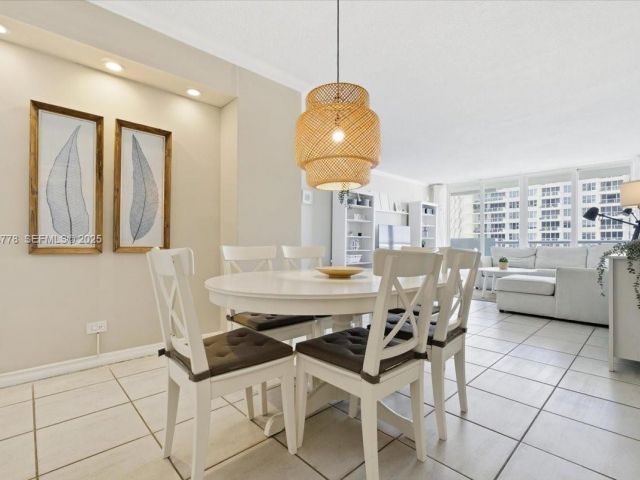 Продажа квартиры #915 - фото 6930882