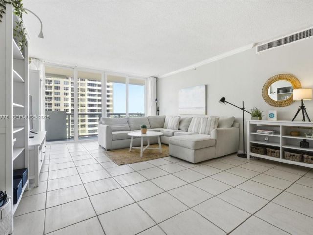 Продажа квартиры #915 - фото 6930884