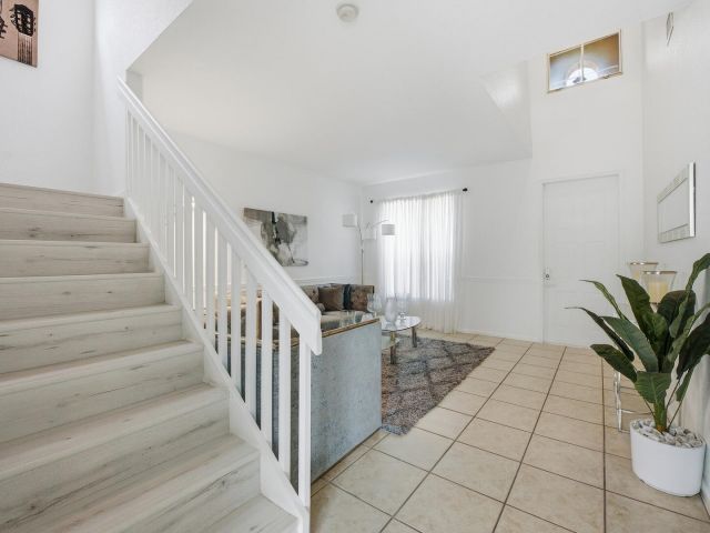 Продажа дома по адресу 4162 Winnipeg Way - фото 6933648