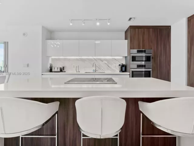 Продажа квартиры #2601 - фото 6934777