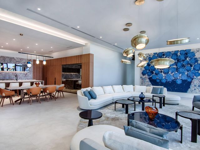 Продажа дома по адресу 6315 S Flagler Drive - фото 6932248