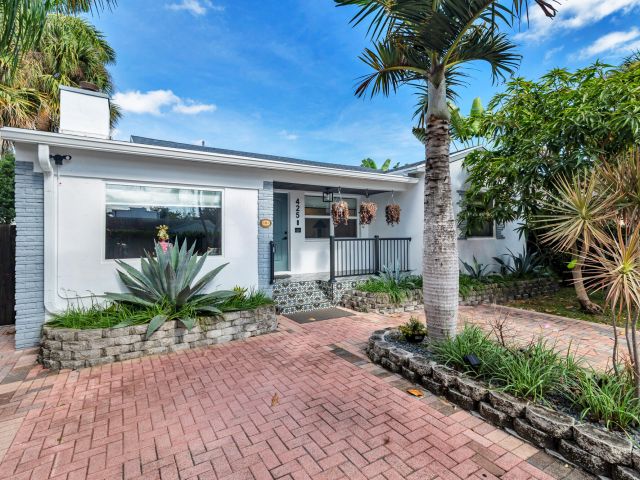 Продажа дома по адресу 425 32nd Street - фото 6931345