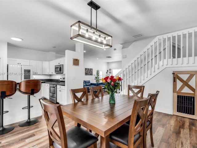 Продажа дома по адресу 12661 SW 143rd Ln 12661 - фото 7522596