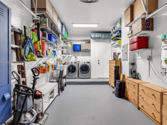 Продажа дома по адресу 12661 SW 143rd Ln 12661 - фото 7522601