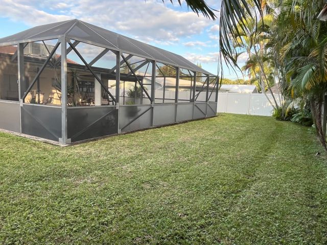 Продажа дома по адресу 1260 SW 8th Street SW - фото 6932957