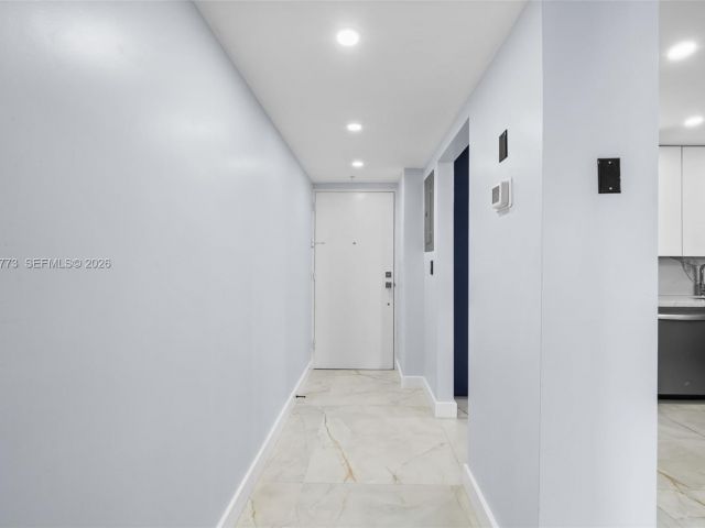 Продажа квартиры #826 - фото 6932667