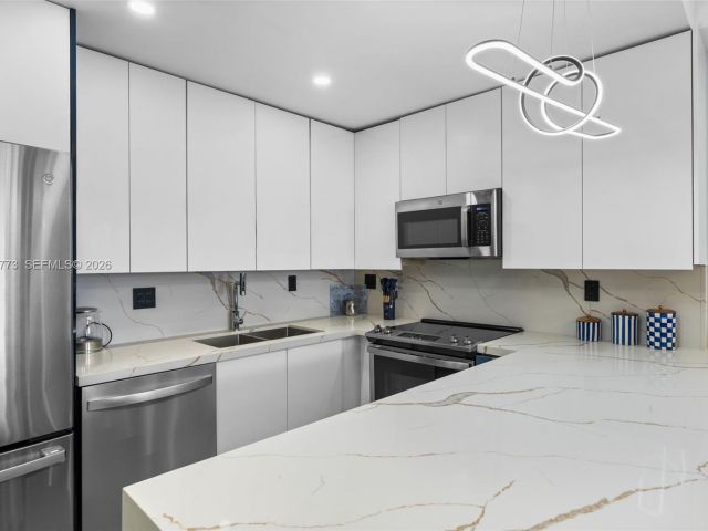 Продажа квартиры #826 - фото 6932673